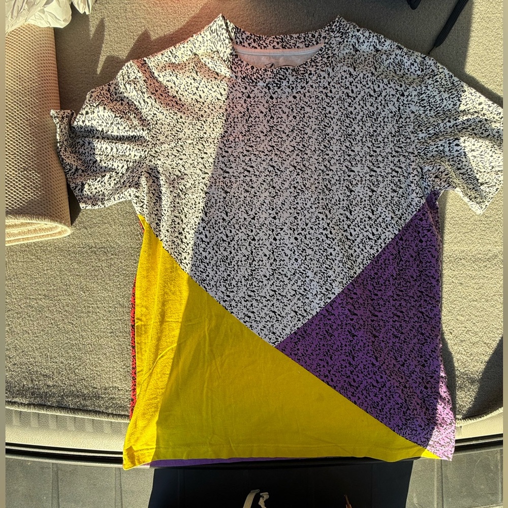 Y2K vintage Men's Short Sleeve Color Block Tee - Yellow, Purple, Black